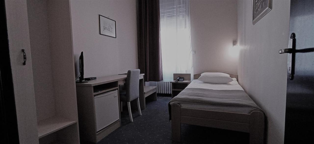 Hotel Vojvodina Novi Sad Extérieur photo
