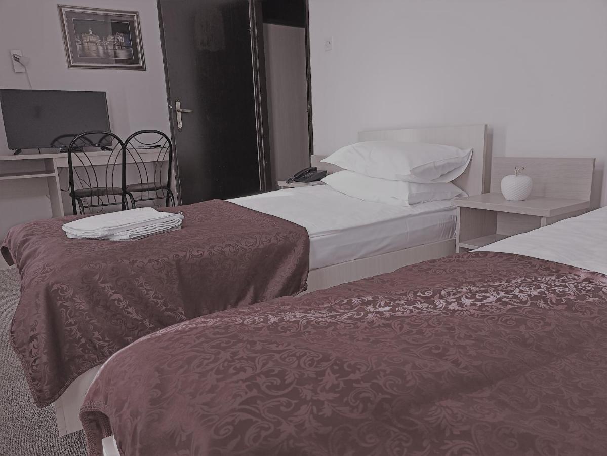 Hotel Vojvodina Novi Sad Extérieur photo